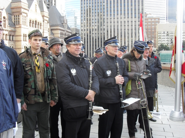 Remembrance Day Toronto 2013
